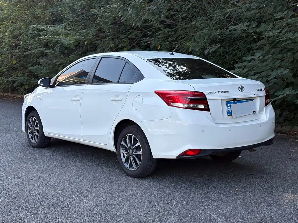Toyota Yaris L — миниатюра 14