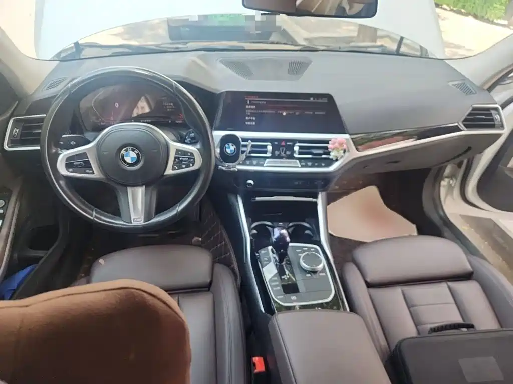 BMW 3 Series — миниатюра 13