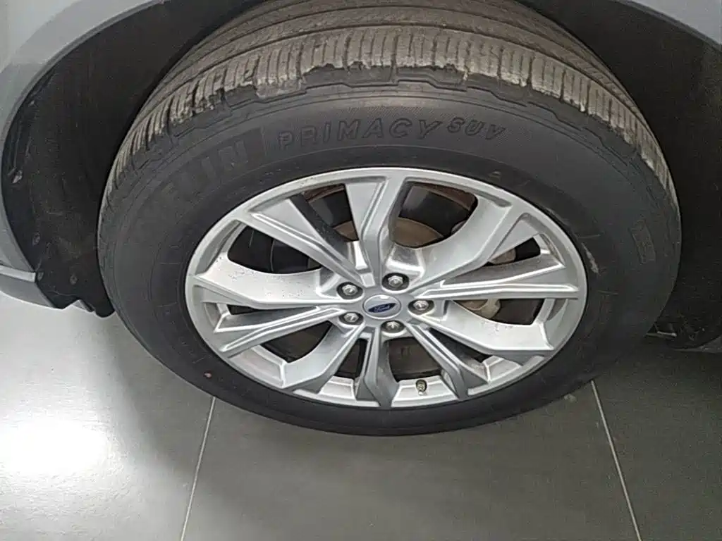Ford Explorer — миниатюра 23