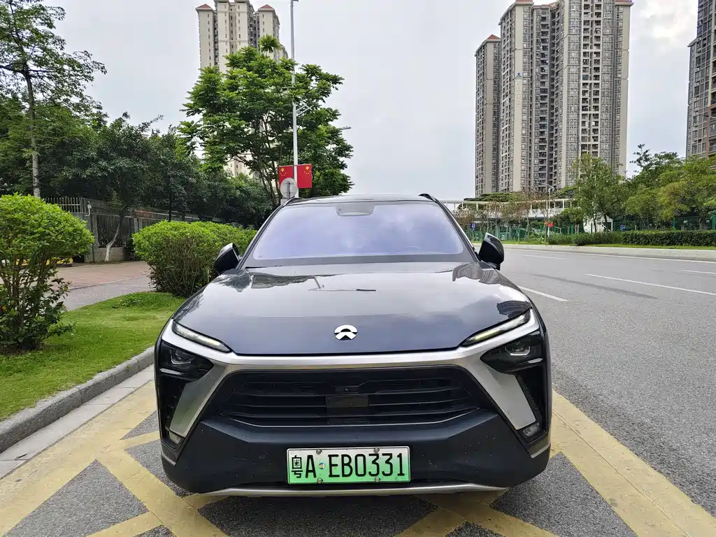 NIO ES8 2022 75kWh мест