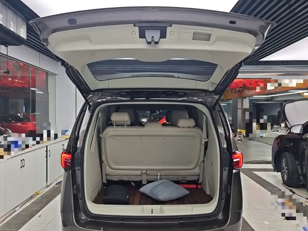 Buick GL8 — миниатюра 19