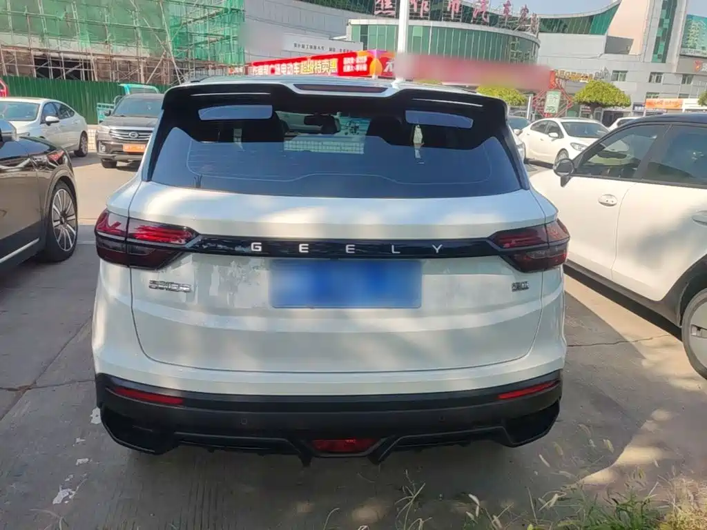 Geely Binyue — миниатюра 6