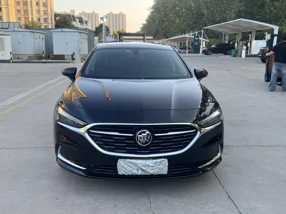 Buick LaCrosse — миниатюра 3