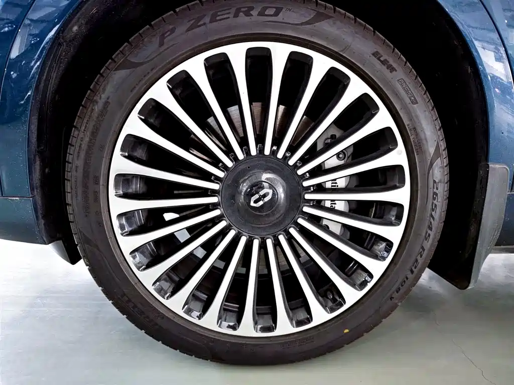 Aito M9 2024 Ultra 42kWh 6 мест