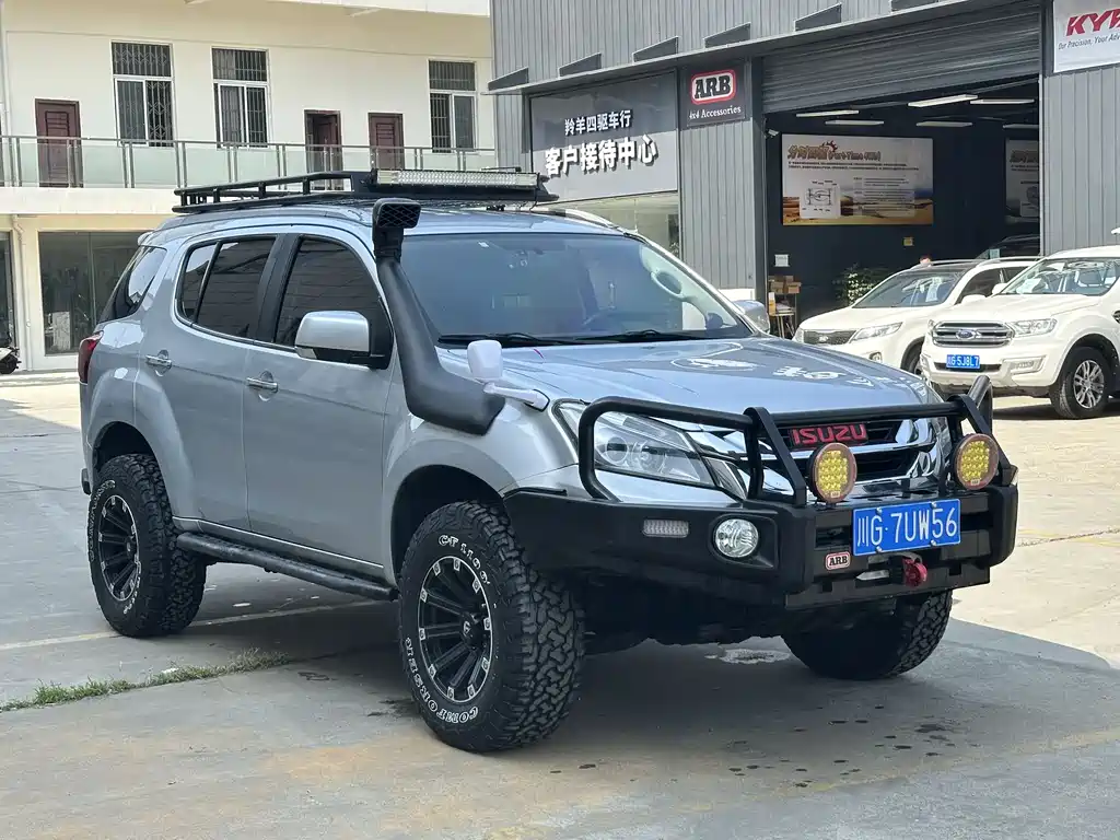 Isuzu MU-X 2018