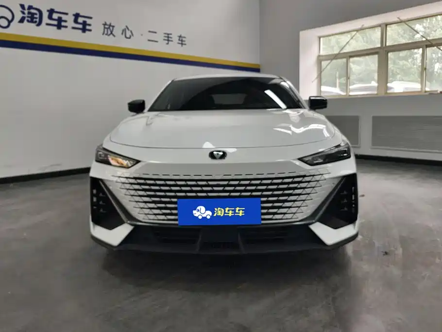 Changan UNI-V — миниатюра 2