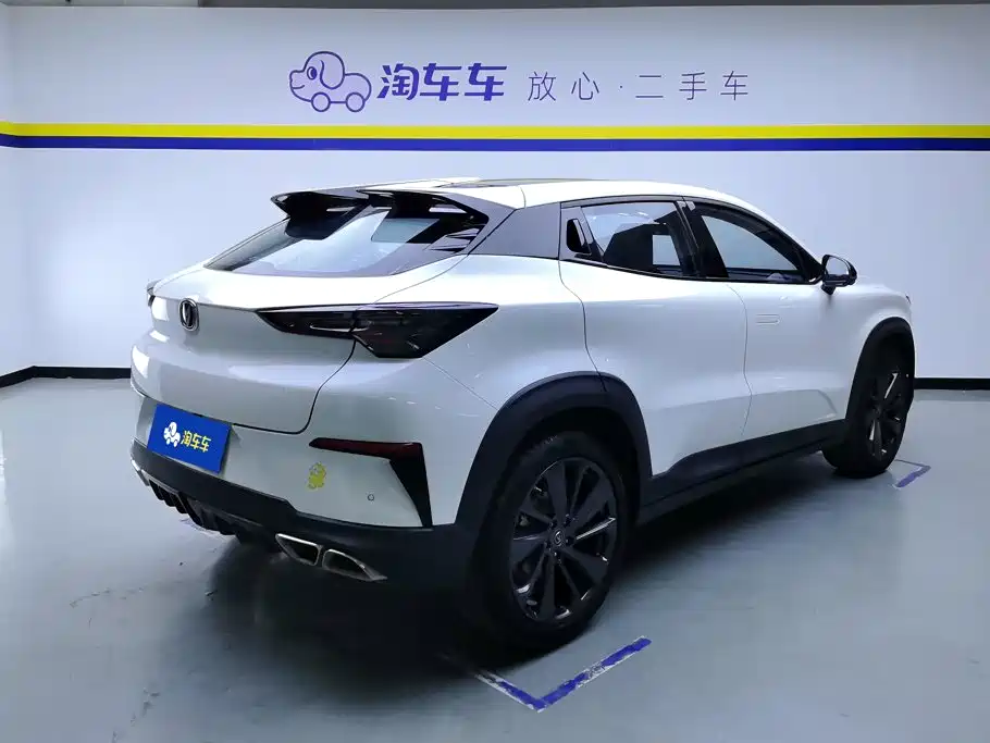 Changan UNI-T — миниатюра 3