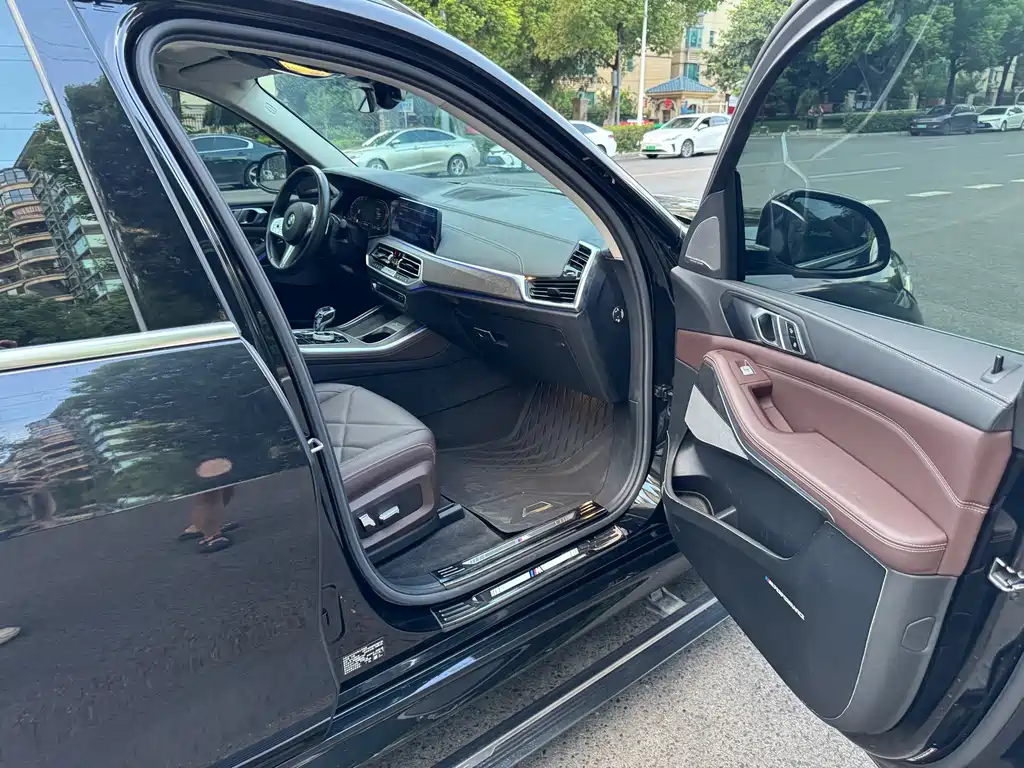 BMW X5 — миниатюра 16