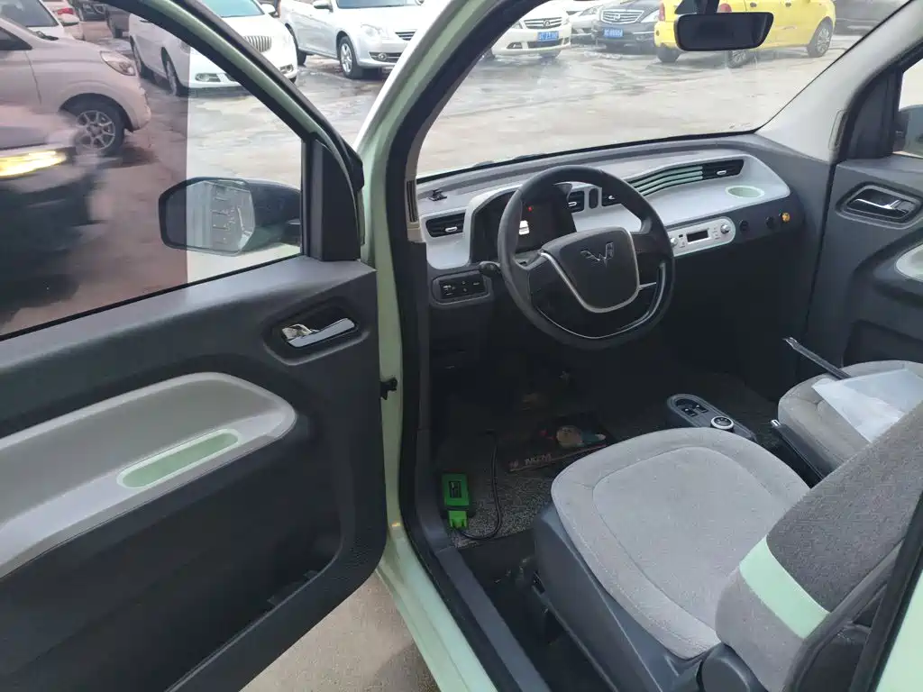 Wuling MINIEV — миниатюра 16