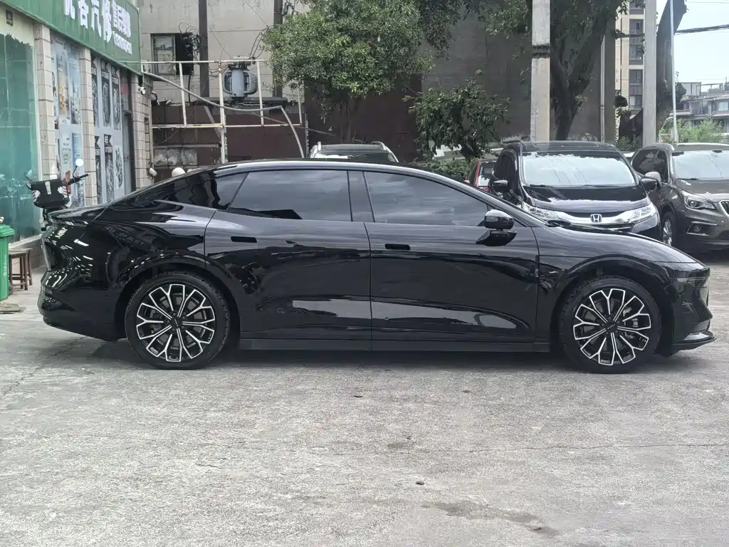 Zeekr 007 2024 75kWh