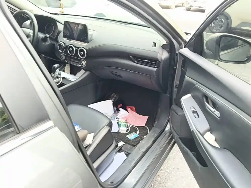 Nissan Sylphy — миниатюра 9