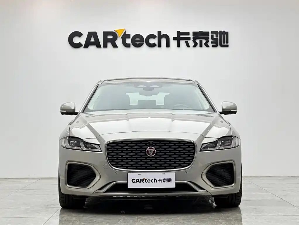 Jaguar XFL — миниатюра 7