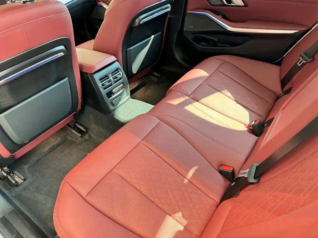 BMW 3 Series — миниатюра 9