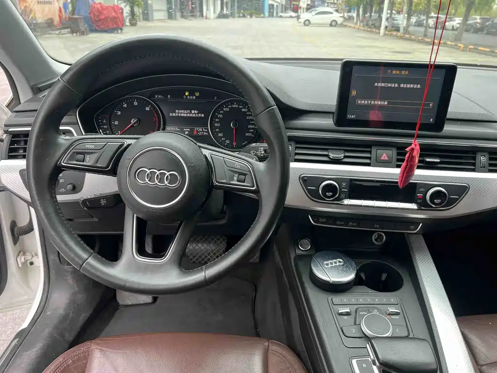 Audi A4L — миниатюра 6