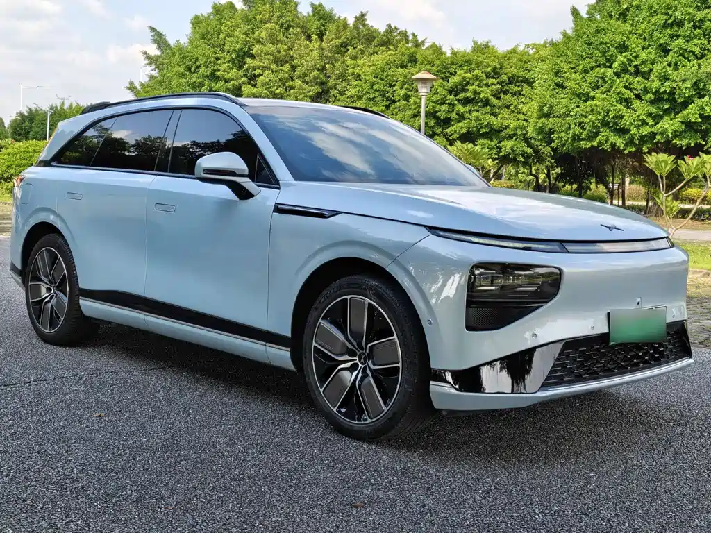 XPeng G9 — миниатюра 2