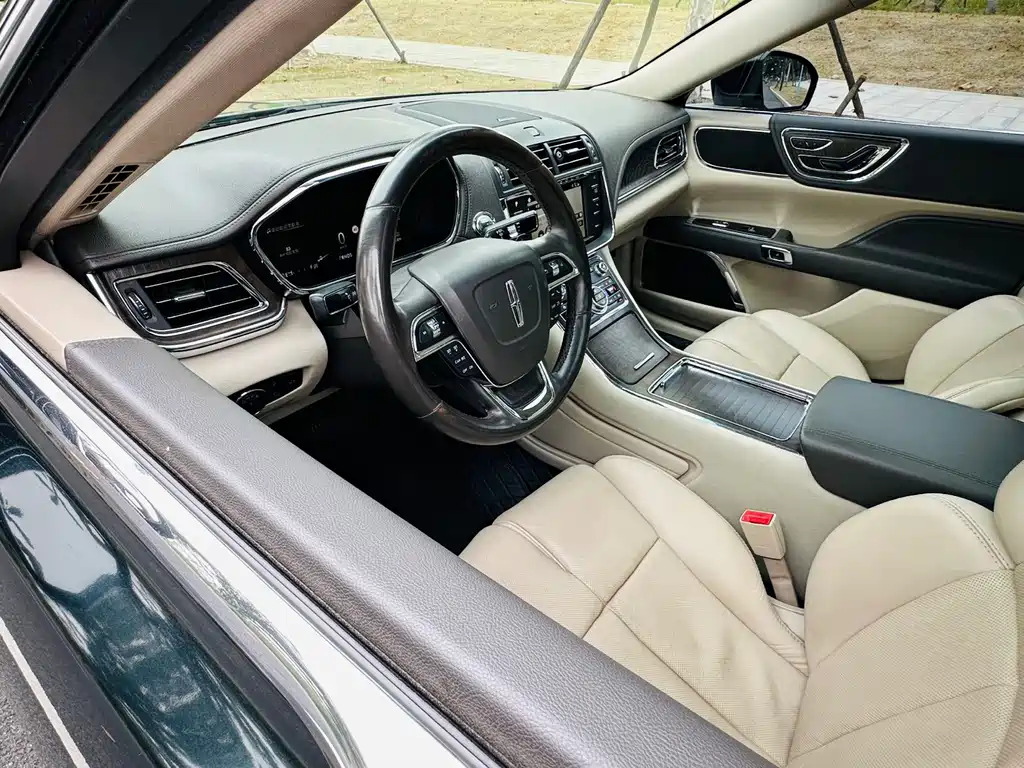 Lincoln Continental — миниатюра 16