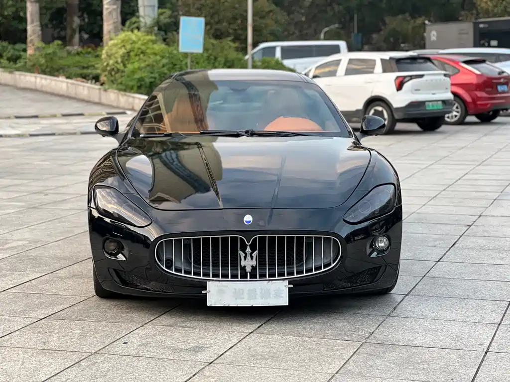 Maserati GranTurismo 2016 4.2L AT