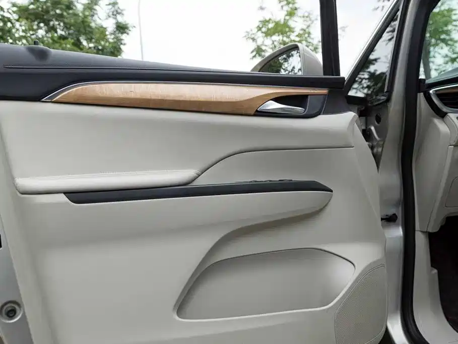 Buick GL8 — миниатюра 21