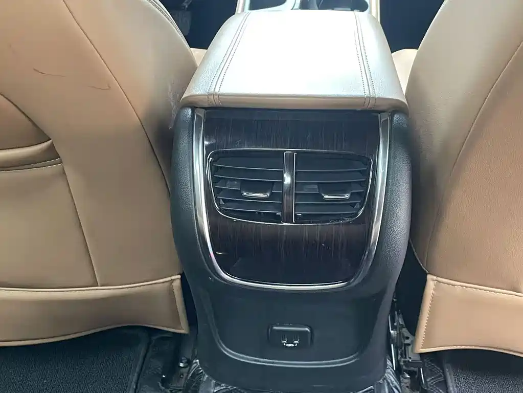 Buick LaCrosse — миниатюра 8