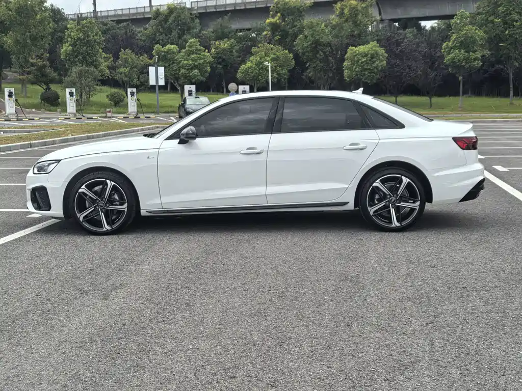 Audi A4L — миниатюра 3