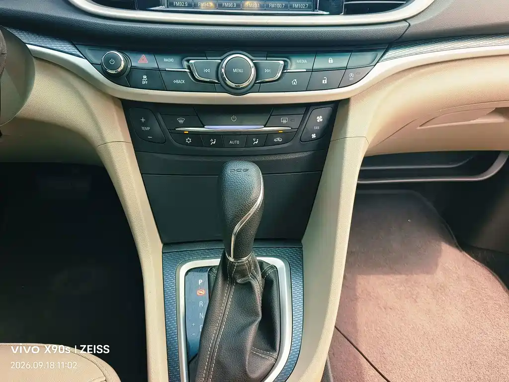 Buick Excelle — миниатюра 19