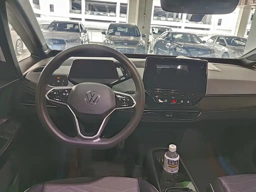 Volkswagen ID.3 — миниатюра 9