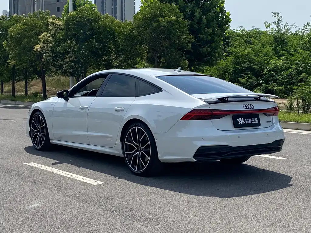 Audi A7 2023 55 TFSI quattro Premium