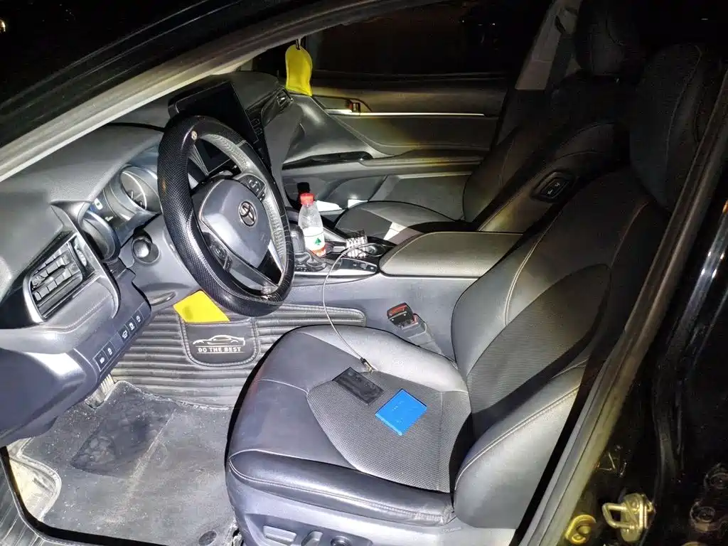 Toyota Camry — миниатюра 8