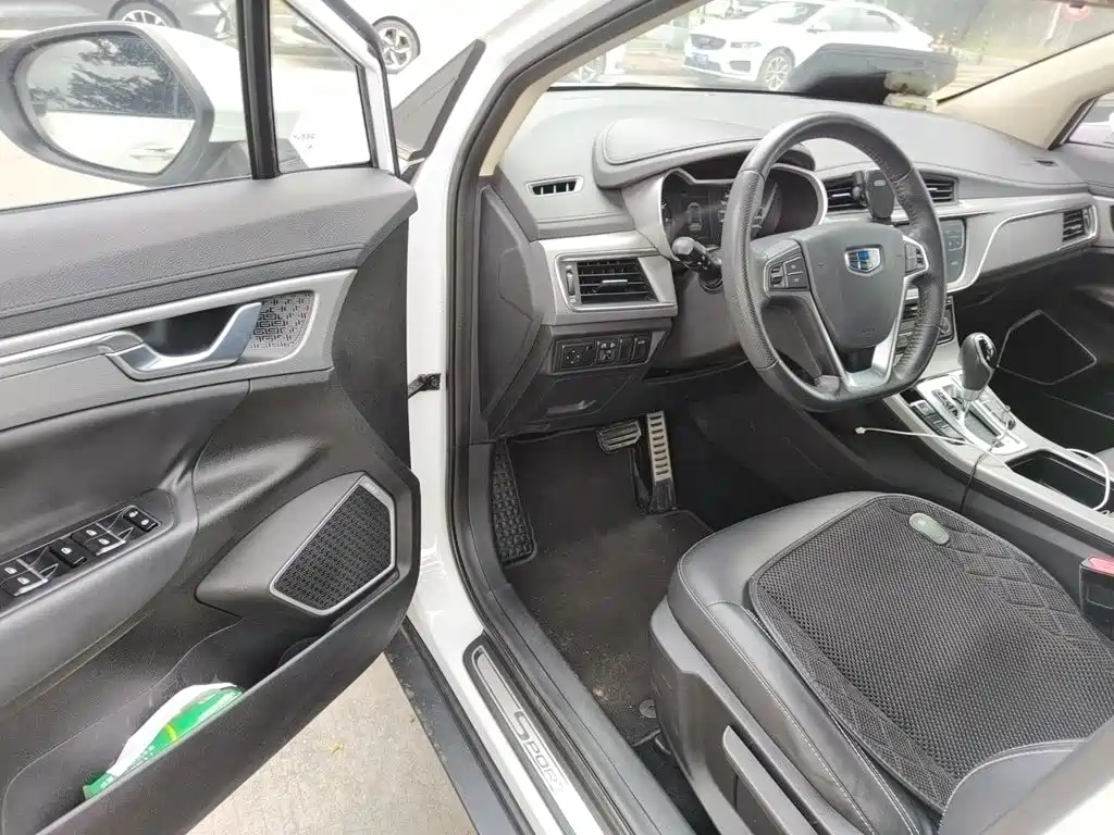 Geely Emgrand GS — миниатюра 12