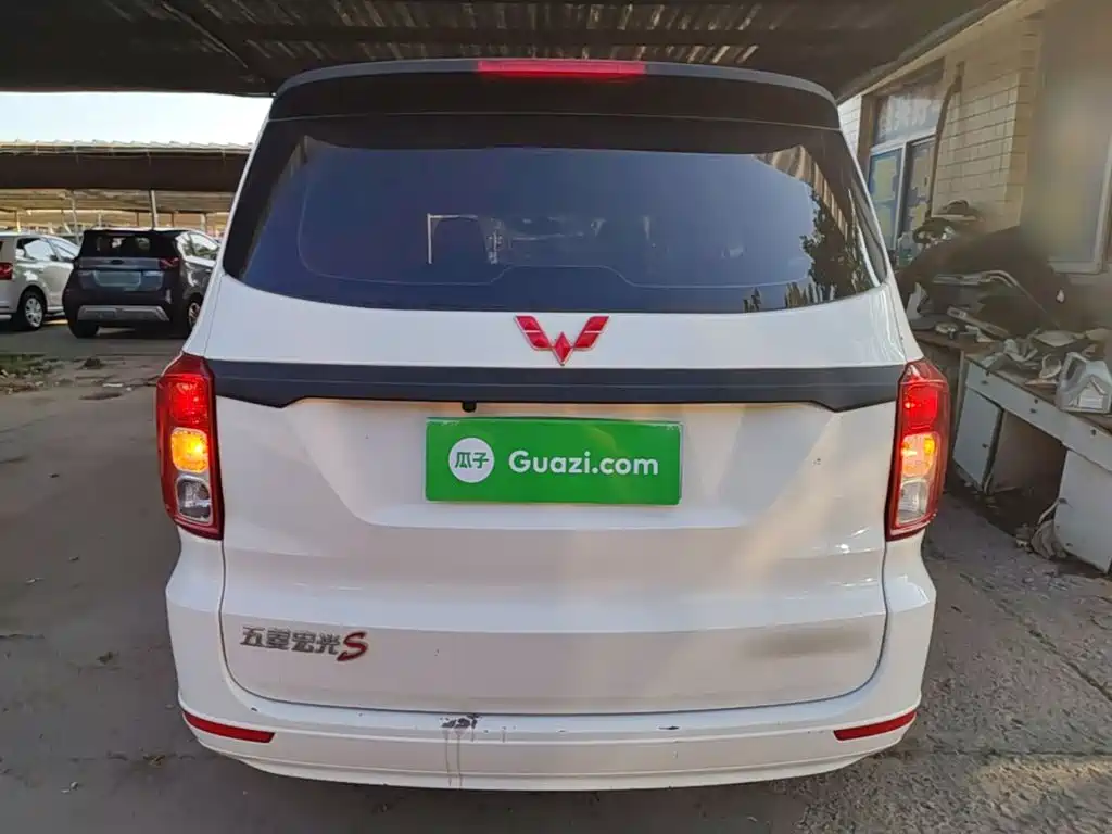 Wuling Hongguang — миниатюра 6