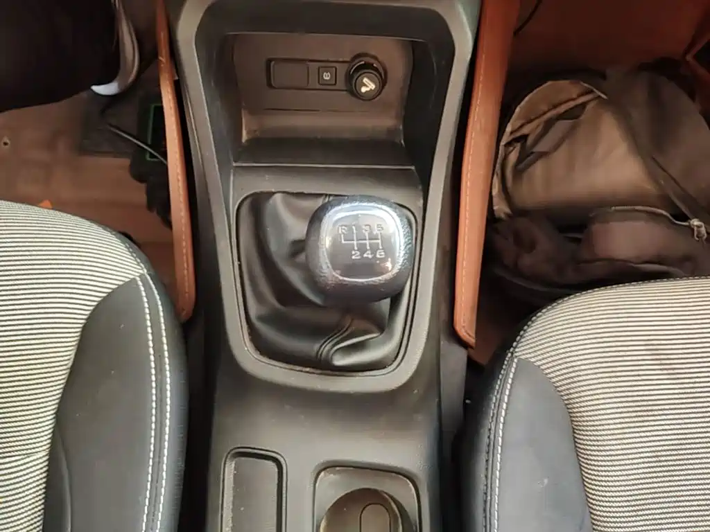 Wuling Hongguang — миниатюра 14