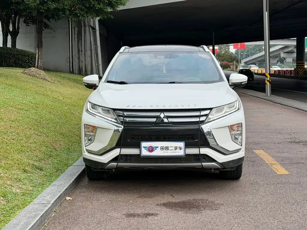 Mitsubishi Eclipse Cross — миниатюра 2
