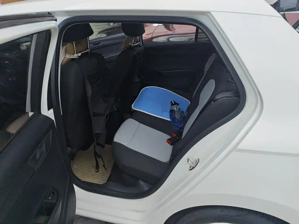 Skoda Fabia — миниатюра 18