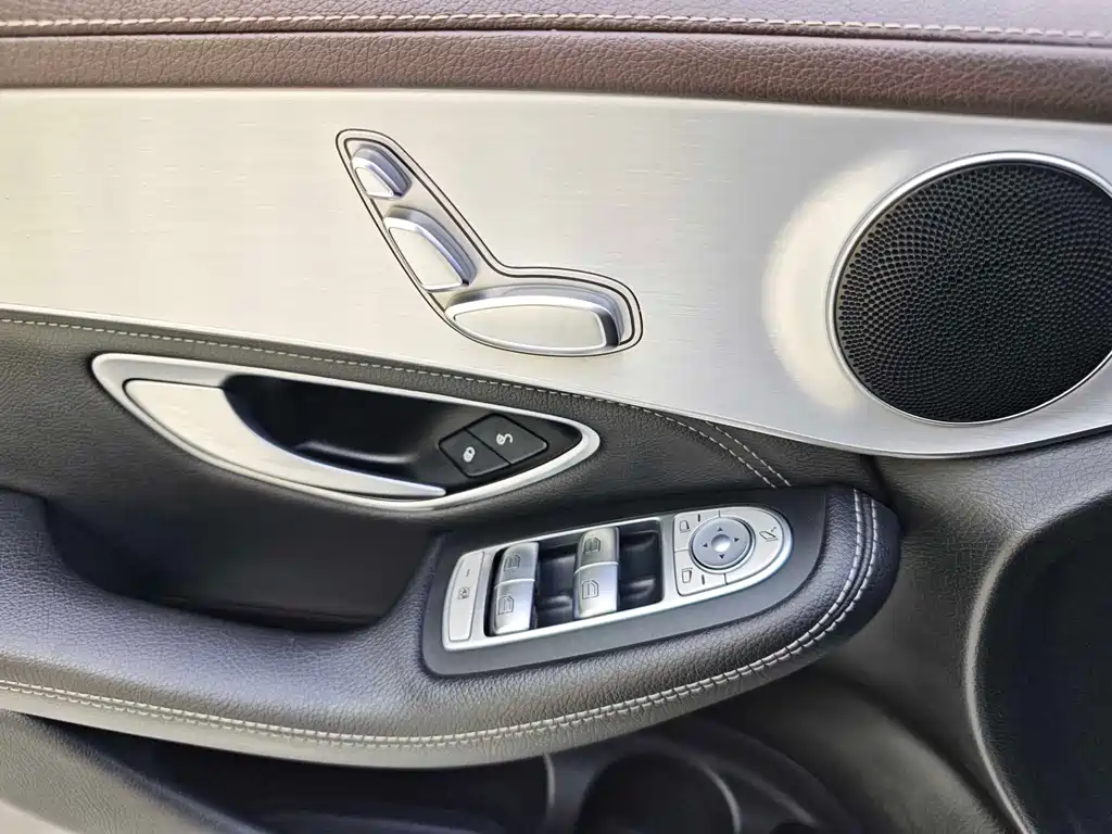 Mercedes-Benz GLC — миниатюра 7