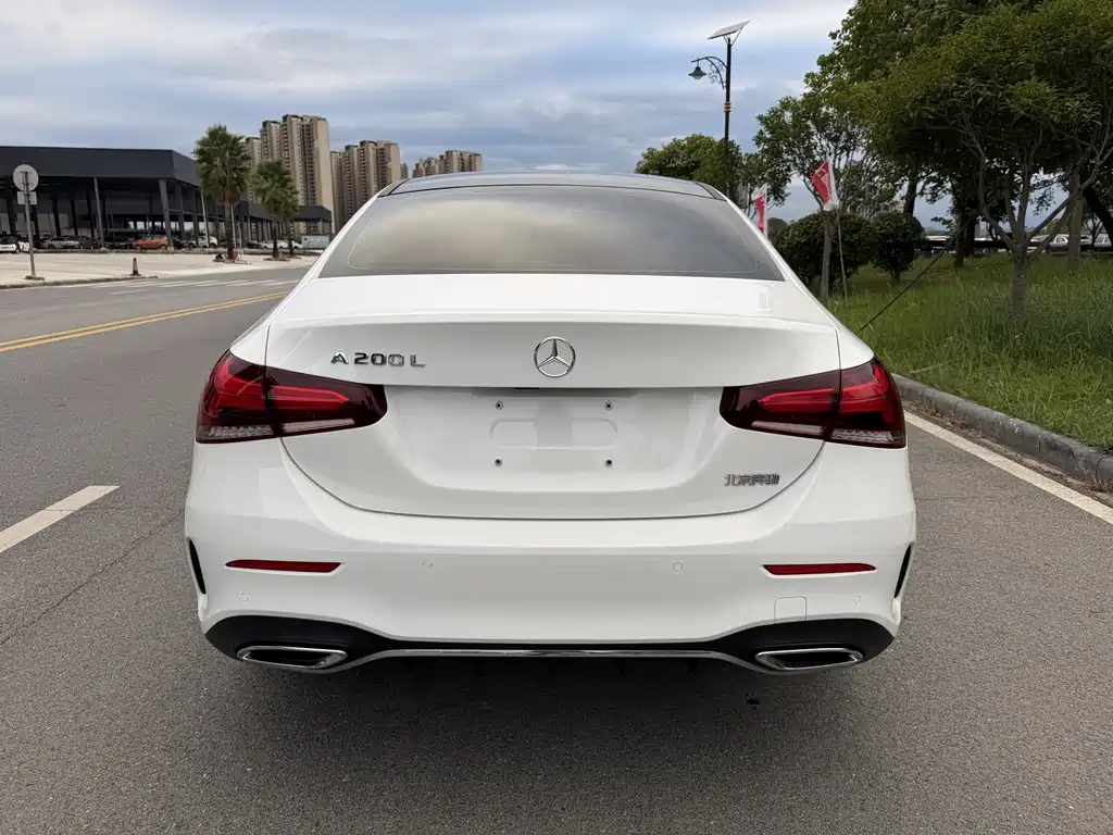 MERCEDES-BENZ  A CLASS