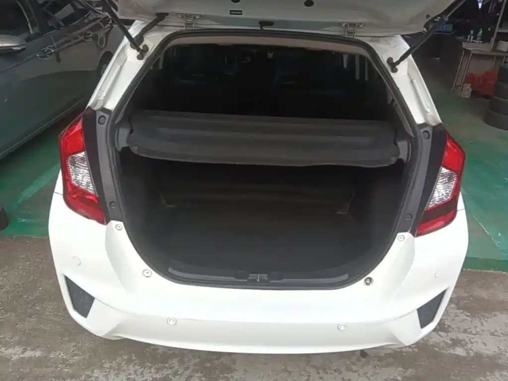 Honda Fit — миниатюра 19