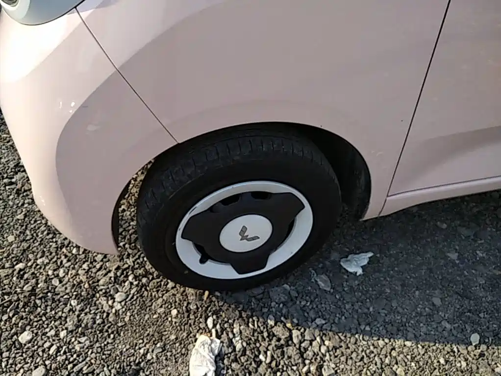 Wuling MINIEV — миниатюра 23