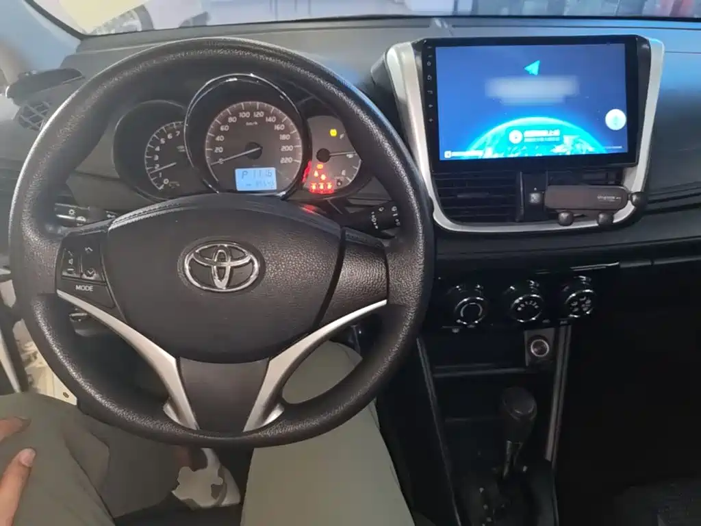 Toyota Vios FS — миниатюра 10