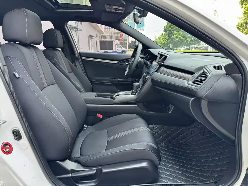 Honda Civic — миниатюра 17