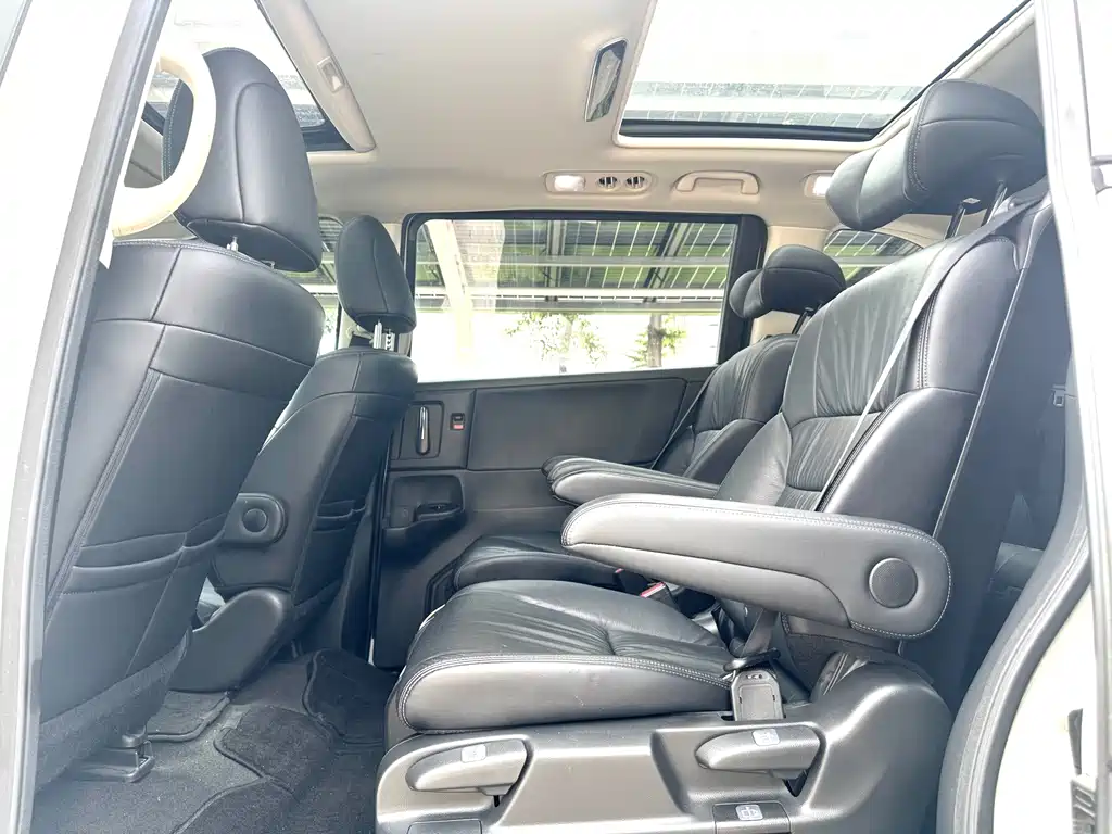 Honda Odyssey — миниатюра 12