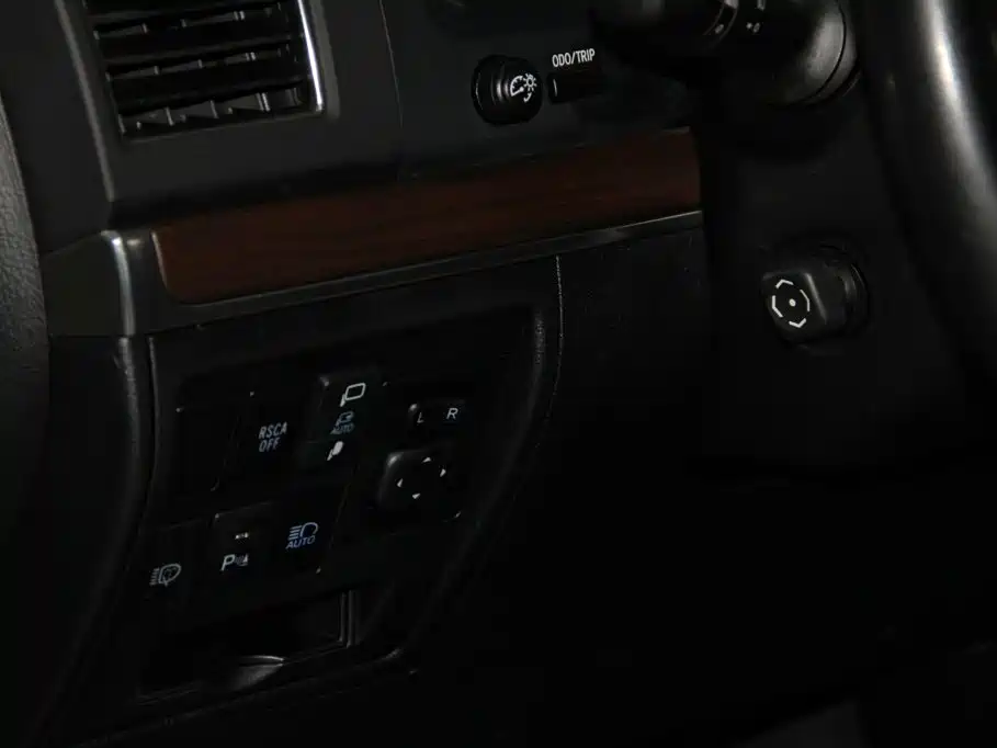 Toyota Land Cruiser — миниатюра 25
