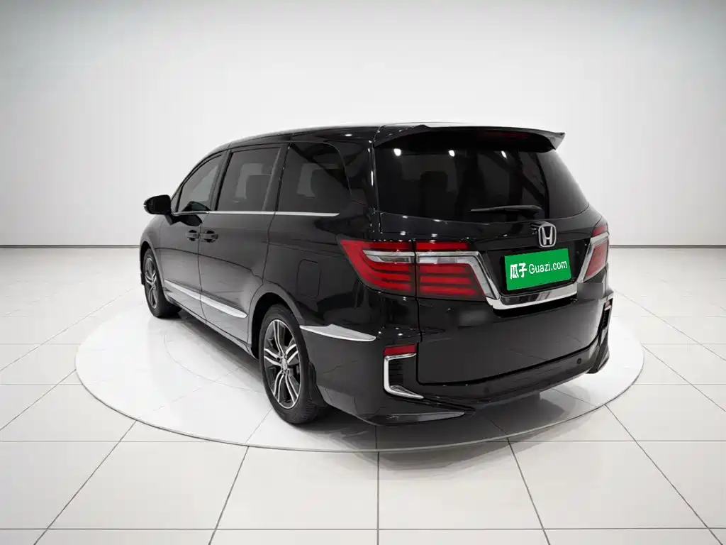 Honda Elysion — миниатюра 4
