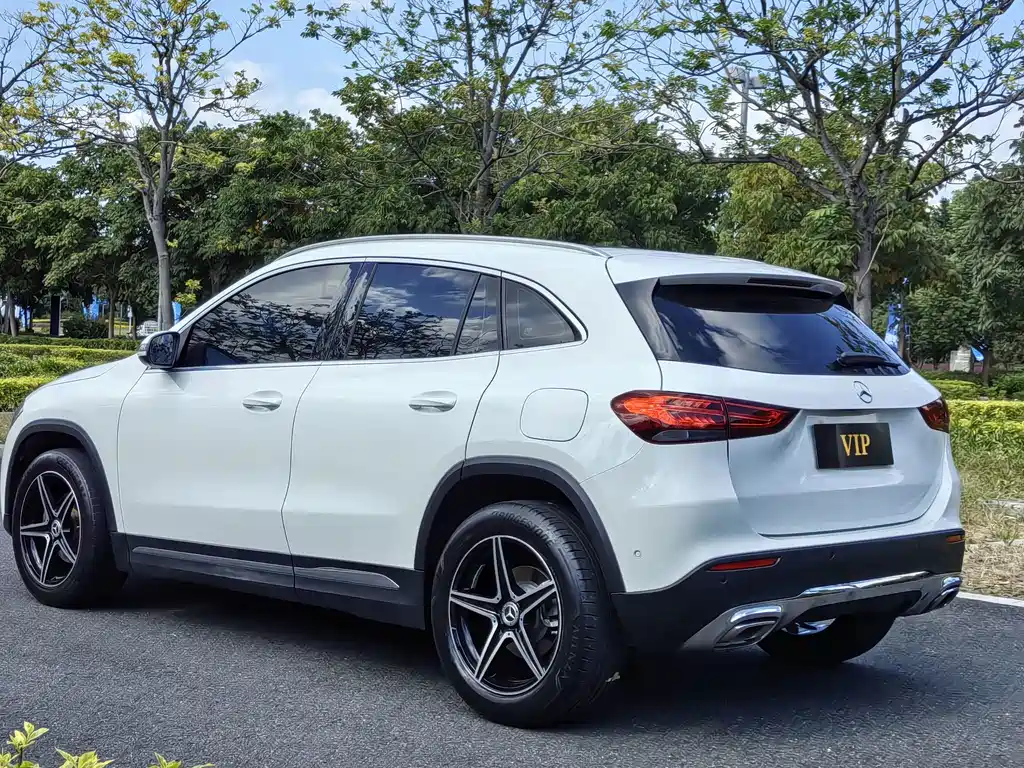 Mercedes-Benz GLA — миниатюра 7