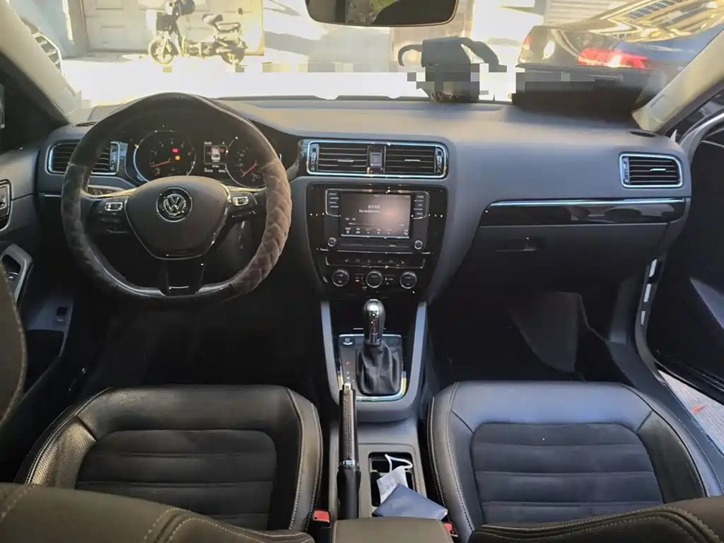 Volkswagen Sagitar — миниатюра 10