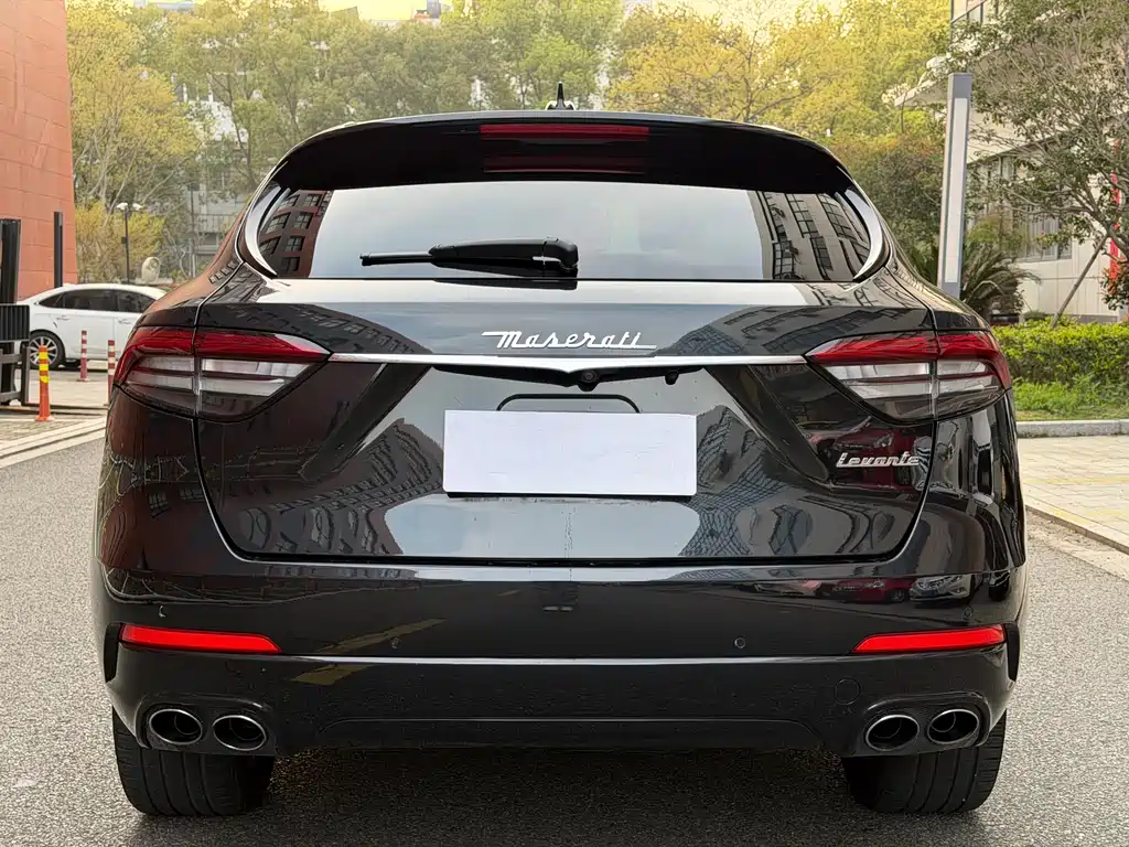 Maserati Levante — миниатюра 18