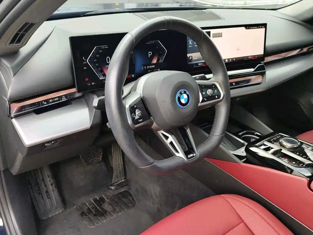 BMW i5 — миниатюра 8