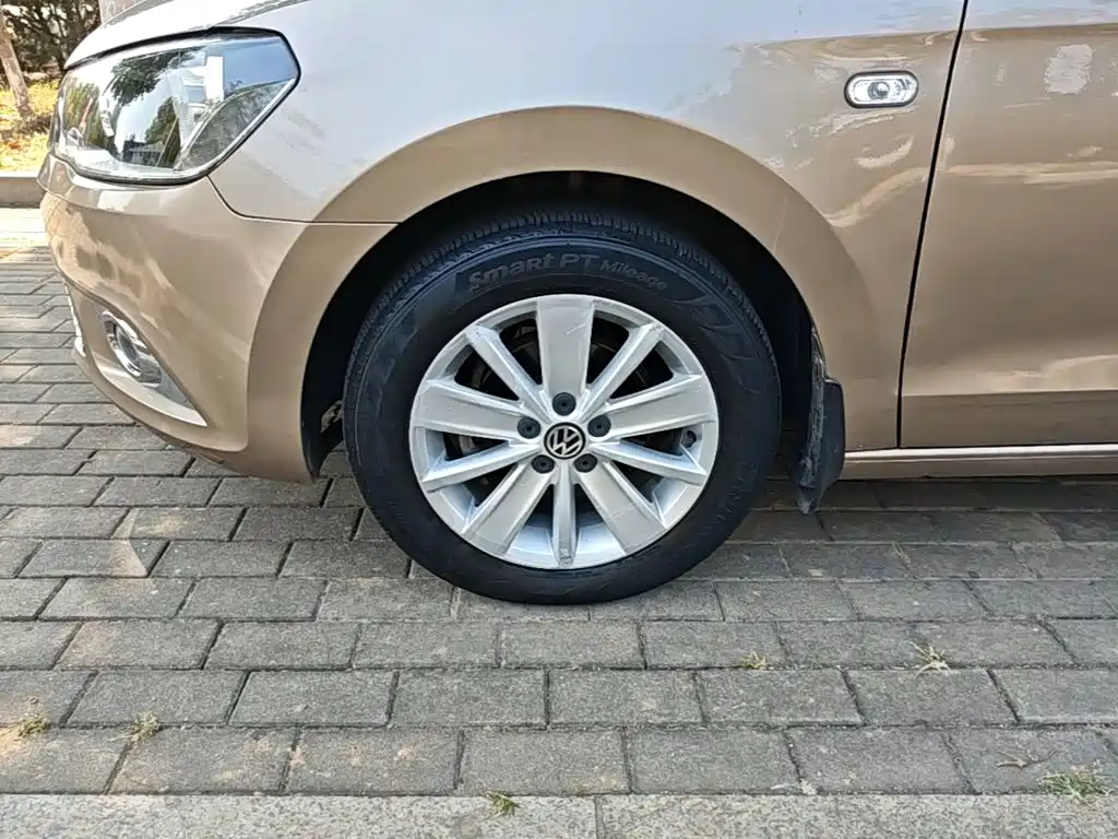 Volkswagen Jetta — миниатюра 23