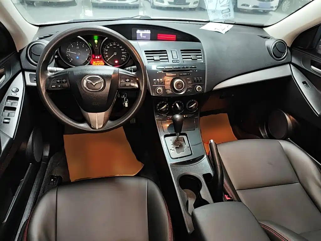 Mazda 3 Xingcheng — миниатюра 10