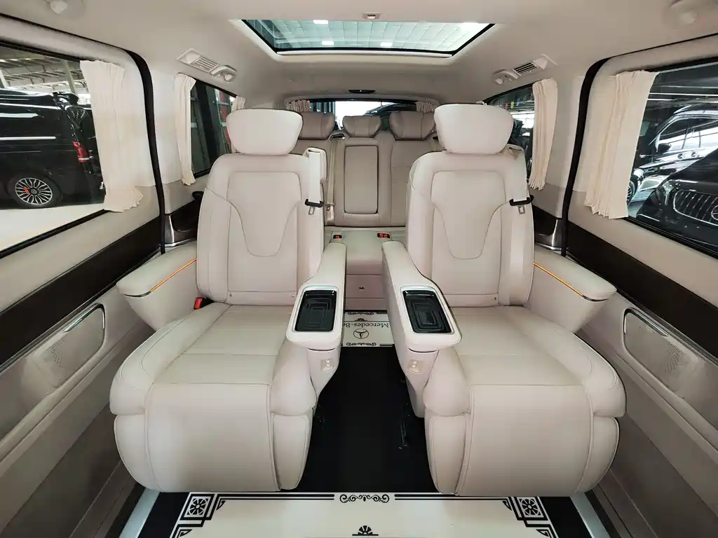 Mercedes-Benz V-Class V 2021 V 260 Luxury