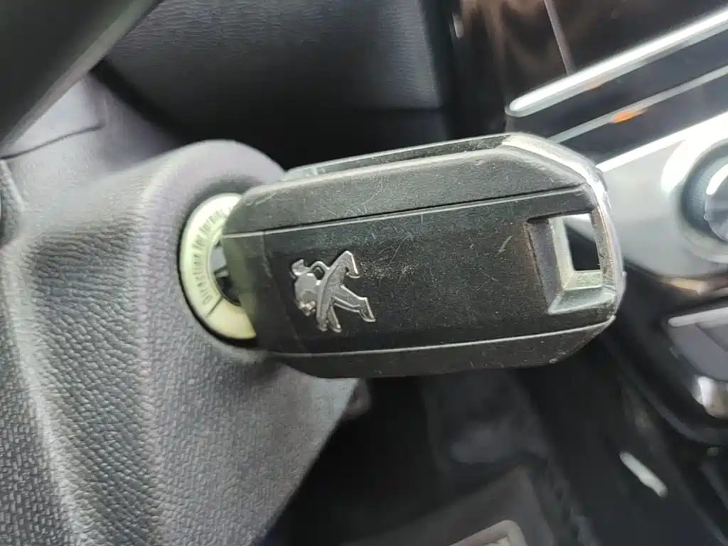 Peugeot 308 — миниатюра 9